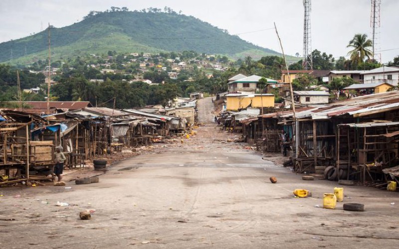 Ebola : de nouvelles mesures envisagées