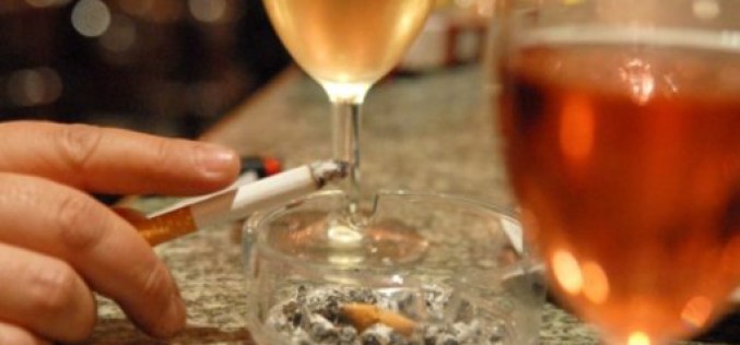 Alcool, tabac, antibiotiques : les excès des français